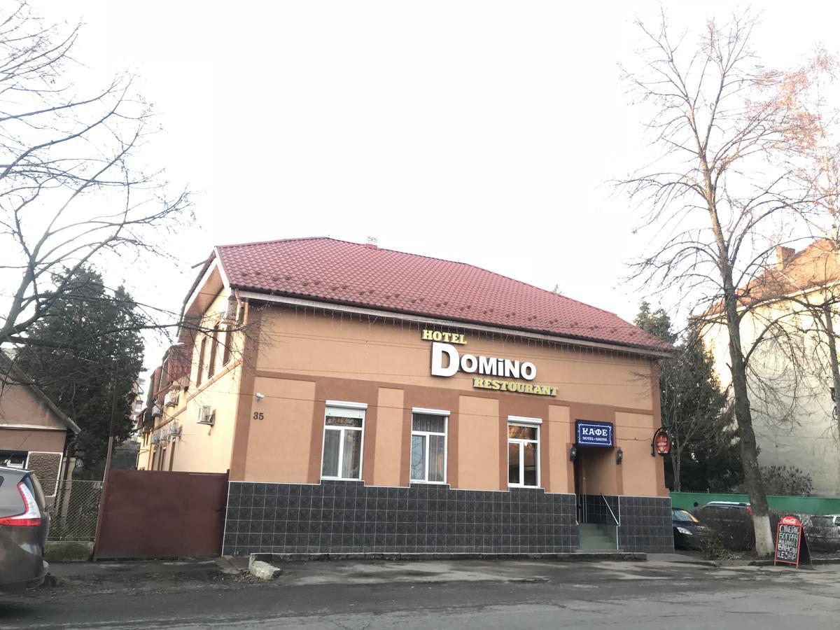 Domino Hotel Berehove  Ngoại thất bức ảnh
